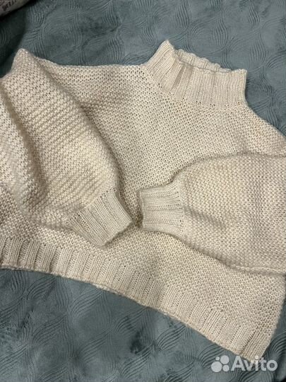 Свитер женский