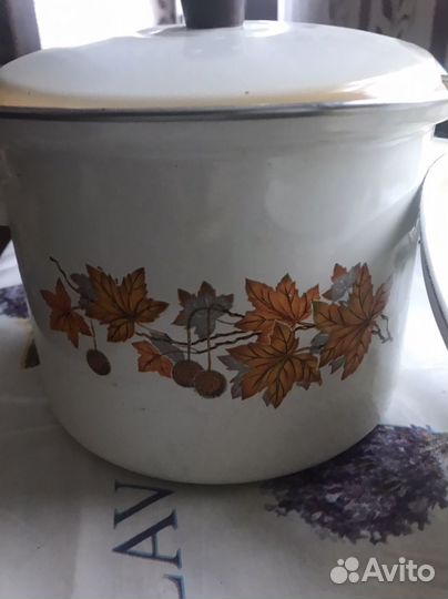 Набор кастрюль