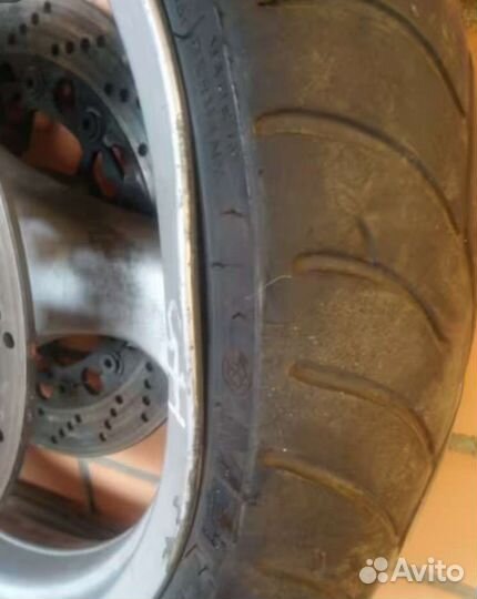 Колесо мотоцикла BMW в сборе