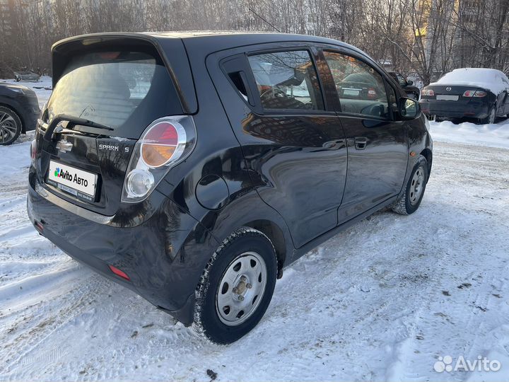 Chevrolet Spark 1.0 AT, 2012, 132 000 км