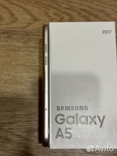 Samsung Galaxy A5 (2017) SM-A520F/DS, 3/32 ГБ