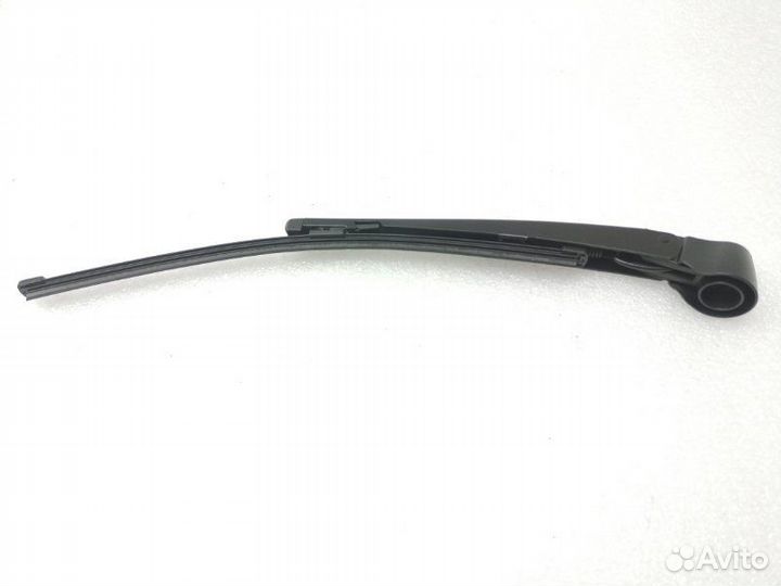 Поводок стеклоочистителя задний Mercedes-Benz