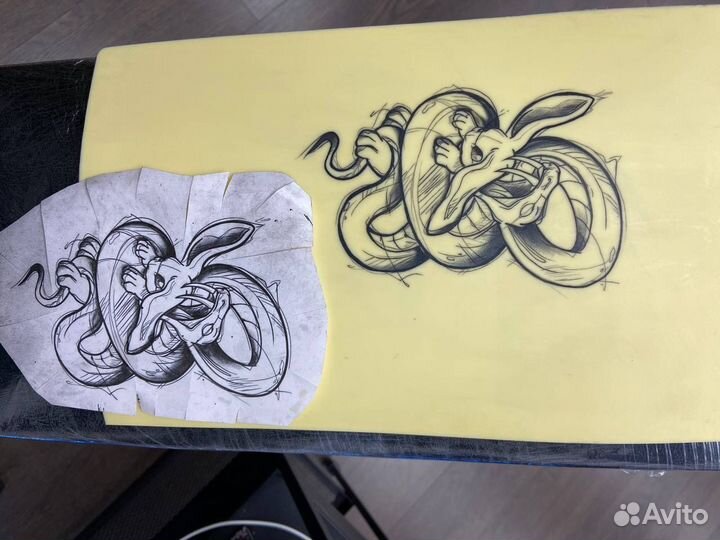 Модель на тату