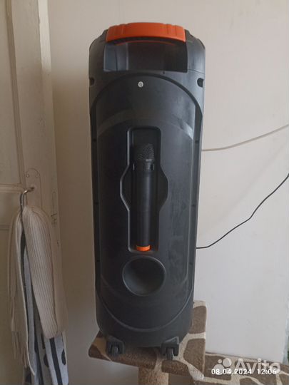 Блютуз колонка большая бу в хорошем состоянии