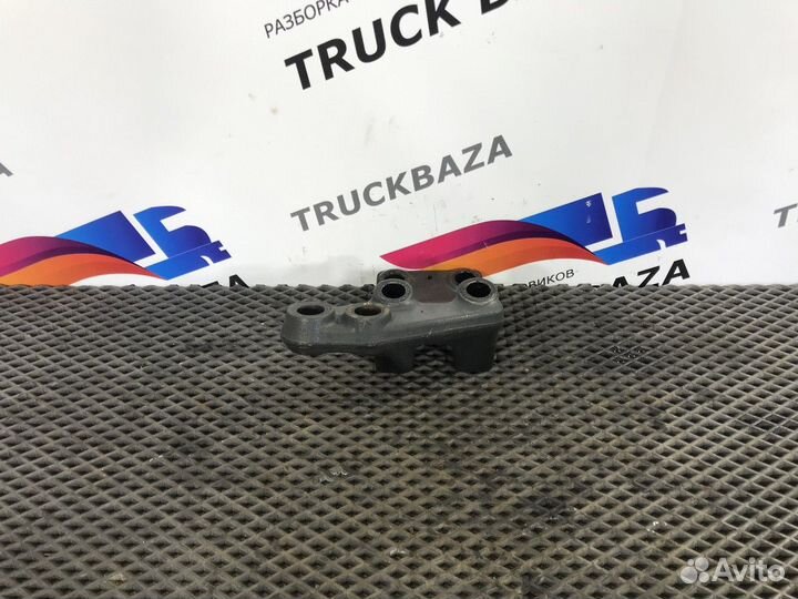 9402423205 Кронштейн опоры двигателя левый