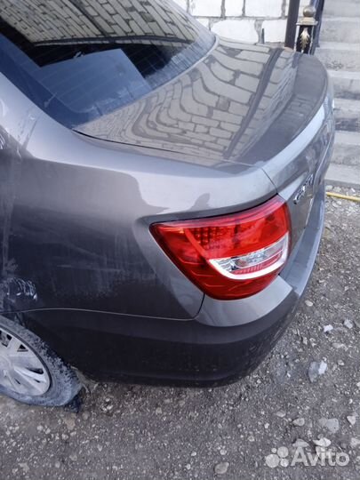 Крылья на гранту