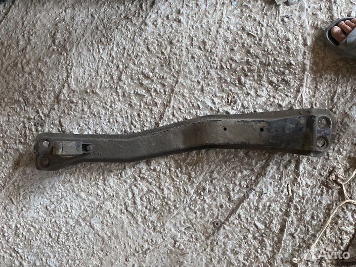 Балка продольная Volvo s40