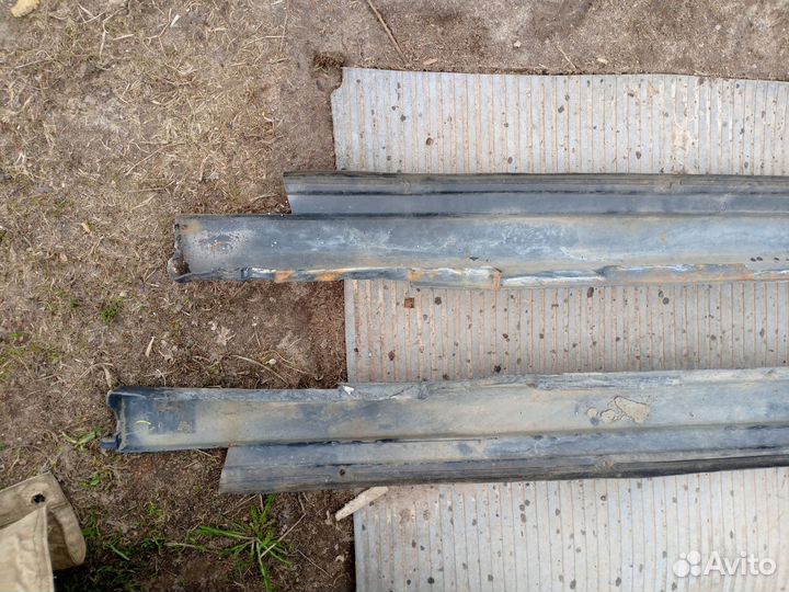 Накладки порогов Приора ваз-2170