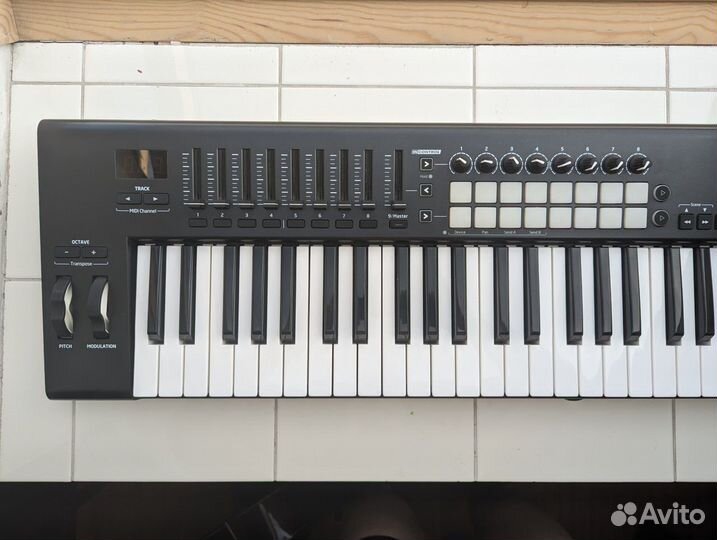 Novation launchkey 61 mk2