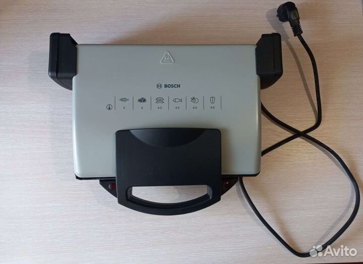 Гриль Bosch TFB33