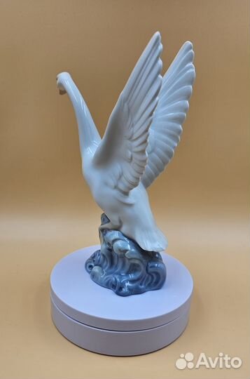 Nao by Lladro. Статуэтка 