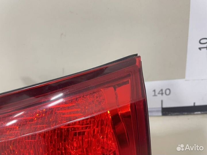 Фонарь задний внутренний правый Lexus IS 250/350 2