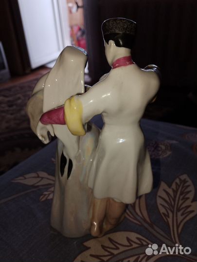 Статуэтка Грузинский танец Лезгинка