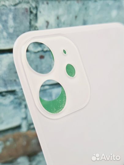 Заднее стекло iPhone 11 фиолетовое