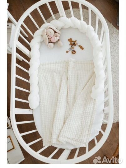 Бортик коса в кроватку