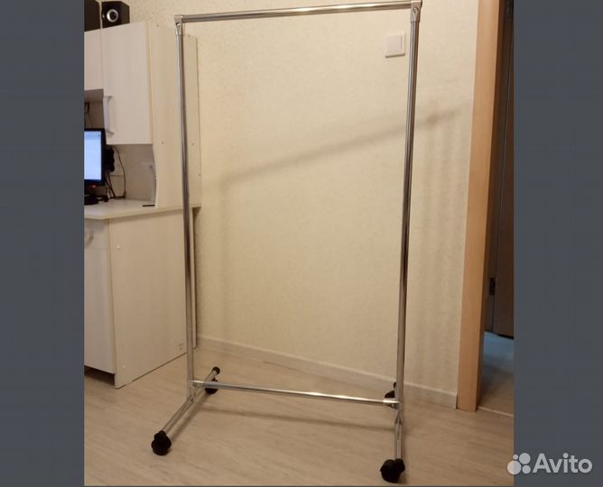 Вешалка напольная