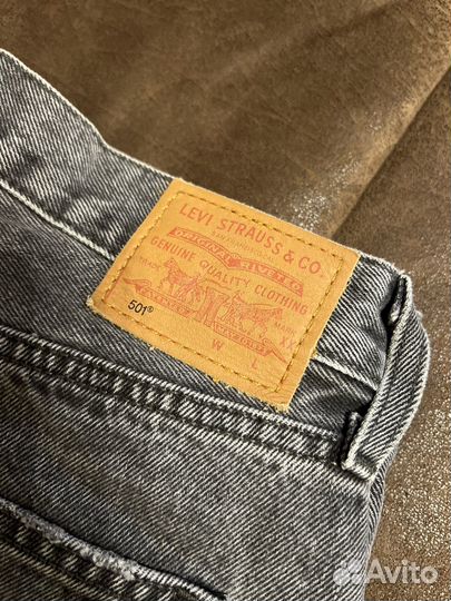 Женские джинсы levis 501 28/30 оригинал как новые