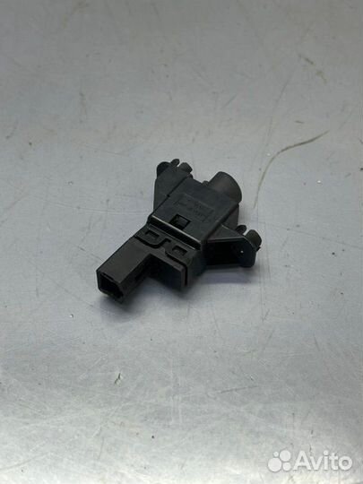 Кнопка сброса спидометра Hyundai Solaris 1 1.6