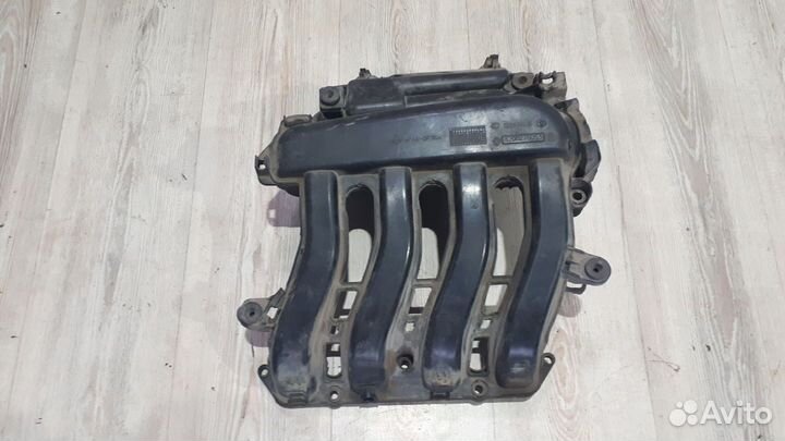Коллектор впускной Renault megane 2