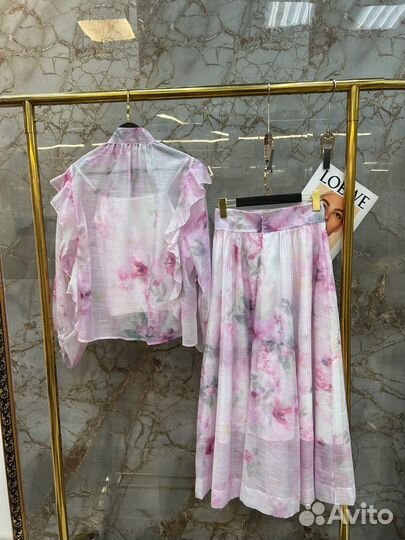 Потрясающий цветочный костюм с юбкой Zimmermann