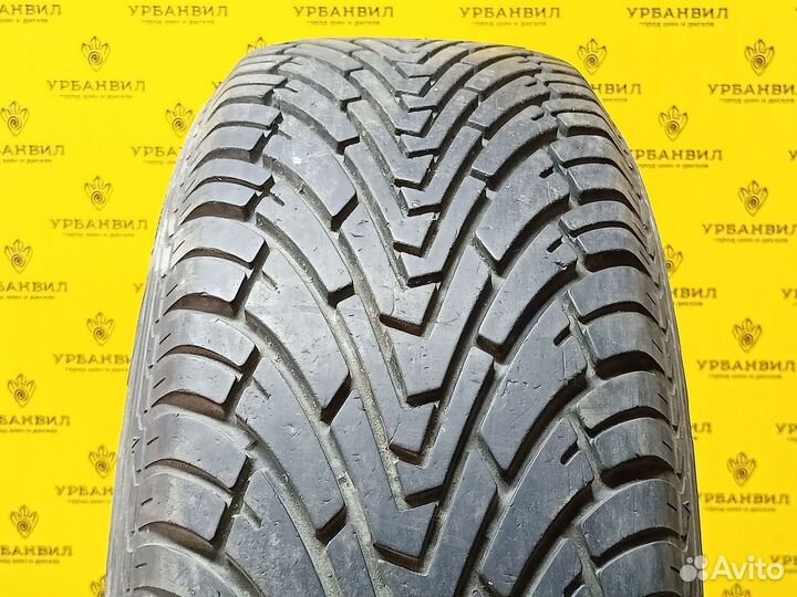 Goodyear Wrangler F1 235/65 R17 104V