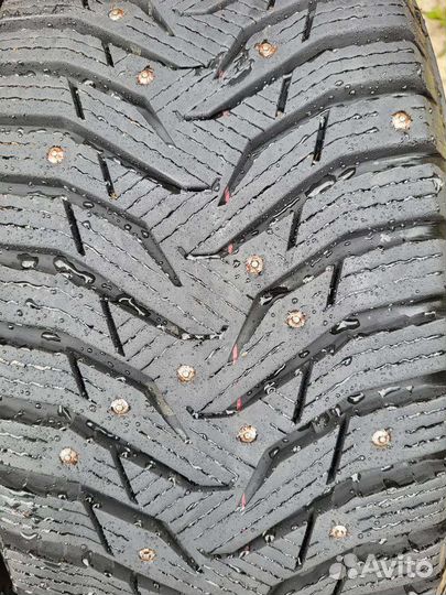 Зимняя резина kumho r17 225/50 98t на литых дисках