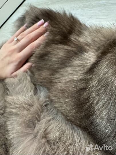 Меховая жилетка из песца