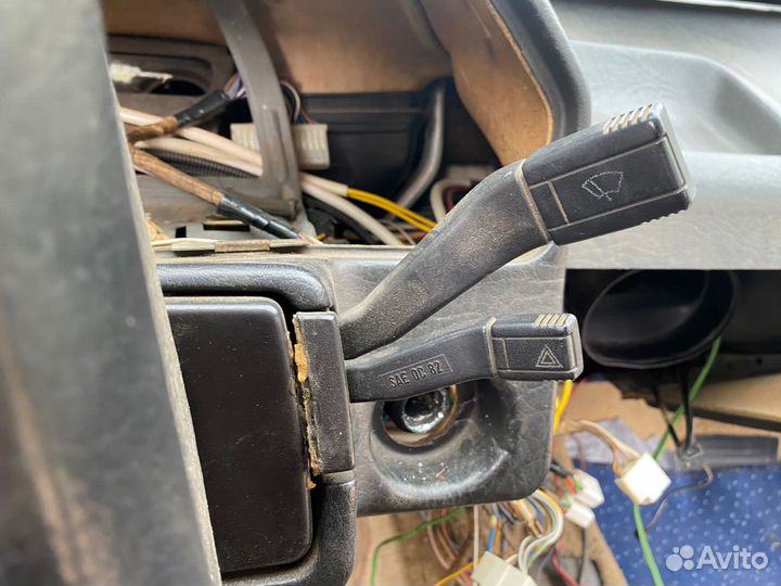 Подрулевые переключатели Audi 100 C3