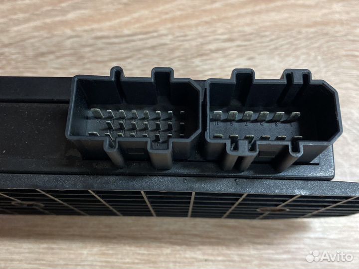 Блок комфорта 1J0959799F Volkswagen