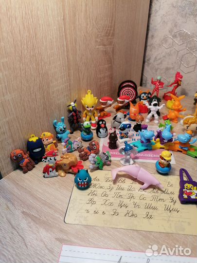 Игрушки из киндера