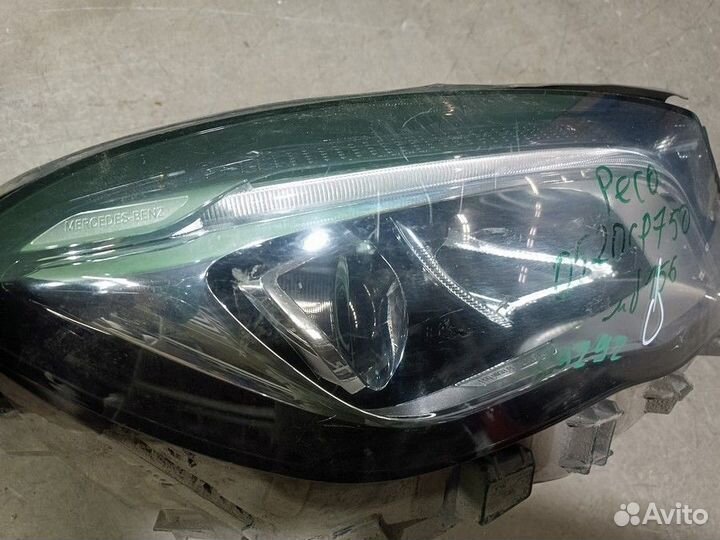 1183292 mercedes GLA фара правая 2018