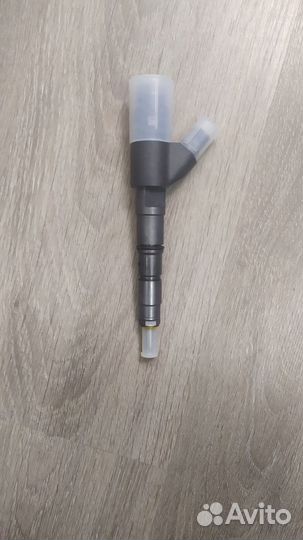 Форсунка тнвд 21147445 Volvo