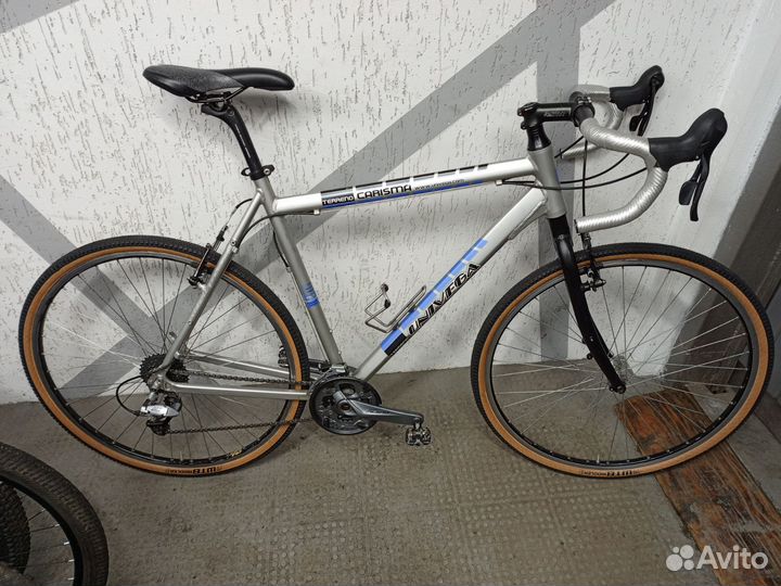 Велосипед дорожный туринг Univega terreno