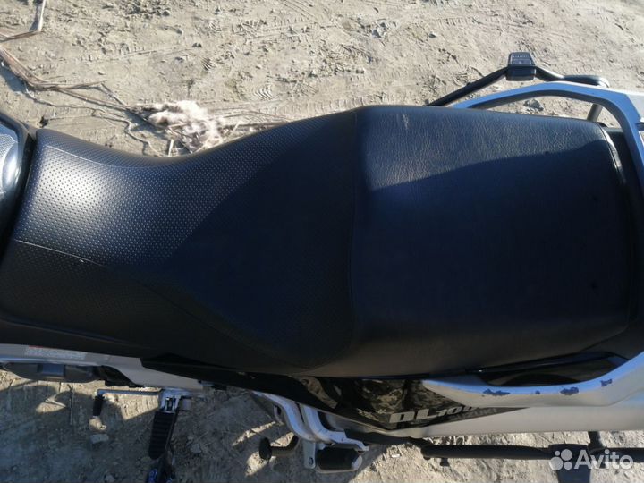 Suzuki DL 1000 V-Strom