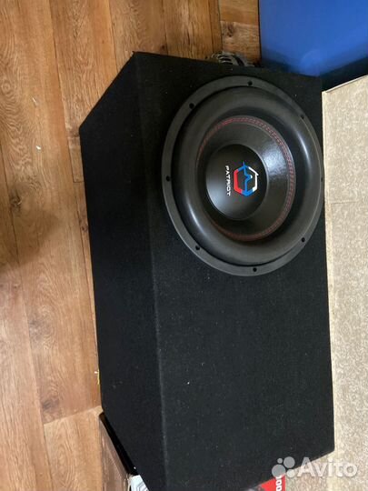 Сабвуфер Ural Patriot 12 с коробом на трубе