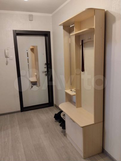 2-к. квартира, 52 м², 5/5 эт.