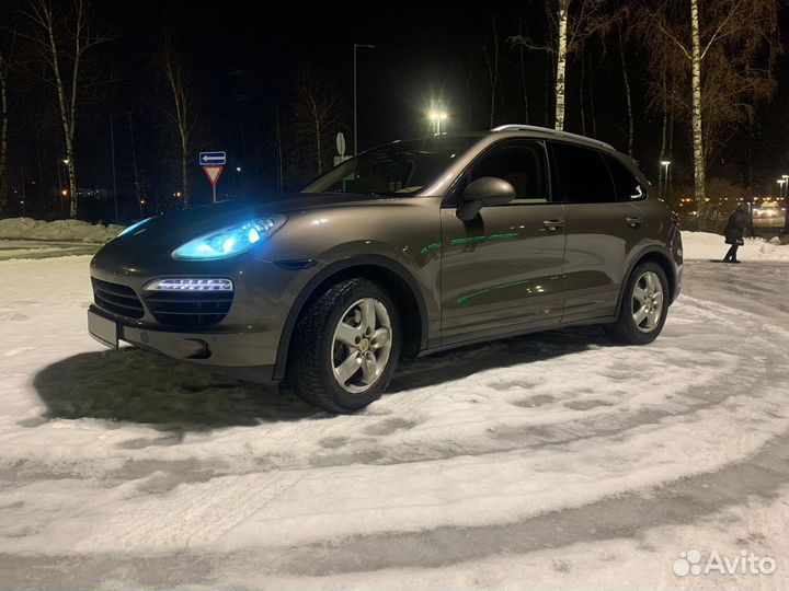 Porsche Cayenne 3.0 AT, 2011, 200 000 км