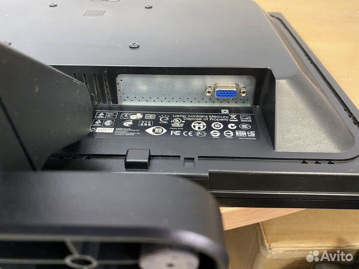 Монитор HP LE1901w