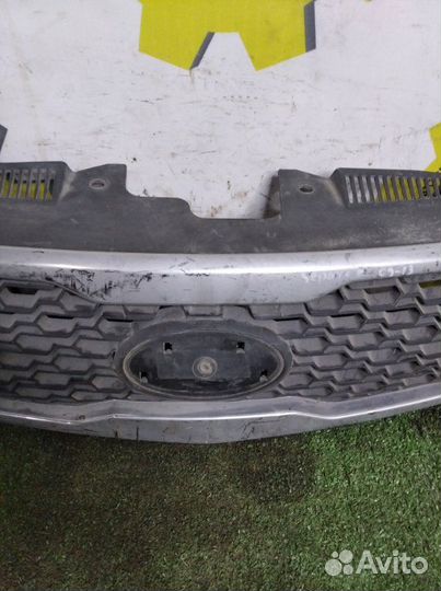 Решетка радиатора Kia Cerato 2 2011