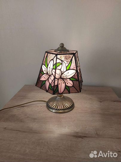 Прикроватный светильник Тиффани