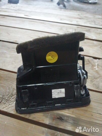 Дефлектор воздушный Volkswagen Jetta седан 1.6