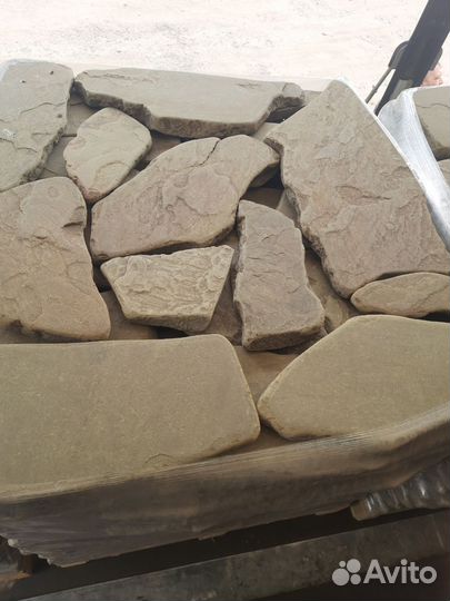 Природный камень: Песчаник серый для мощения