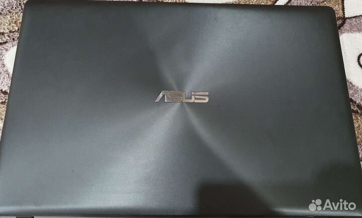 Ноутбук asus