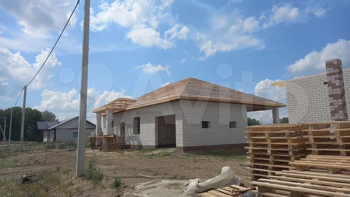 Дом 135 м² на участке 8 сот.