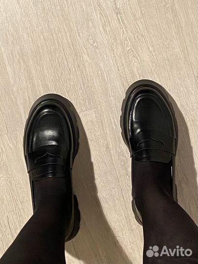 Лоферы женские новые