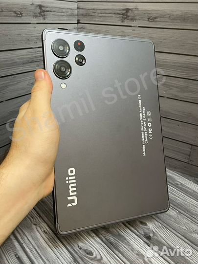 Планшет с клавиатурой и мышкой