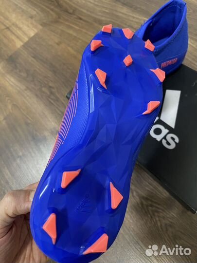 Детские футбольные бутсы adidas predator