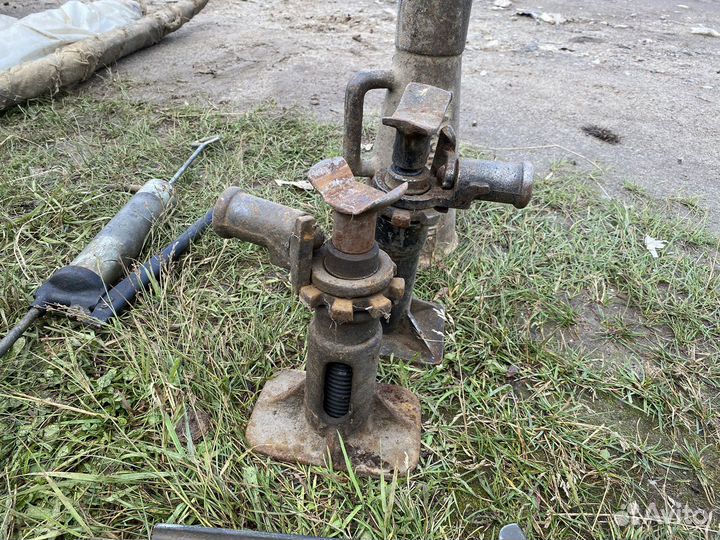 Домкрат для шиномонтажа