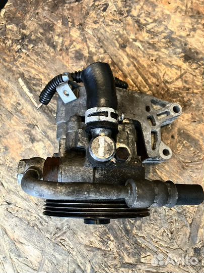 Насос гур опель инсигния 1,8