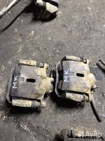 Суппорт передний Джили мк